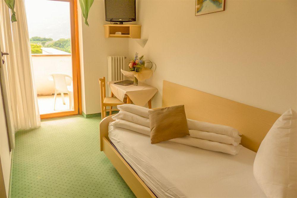 Prinz Rudolf Smart Hotel Merano Esterno foto